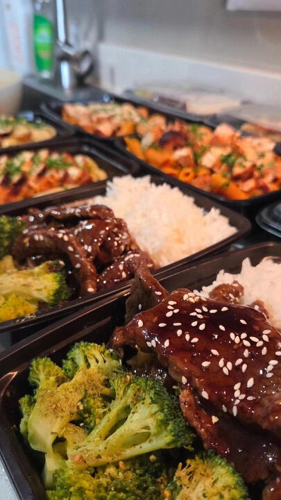 beef and broccoli dish