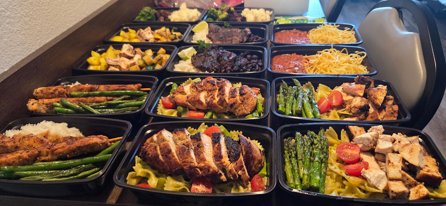 a wide sampling of healthy chicken, pasta, and vegetable dishes